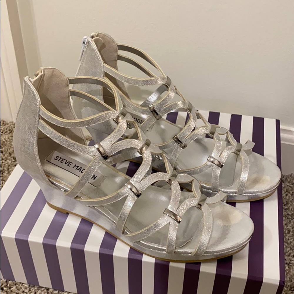 Girls Steve Madden Shoes Size 4